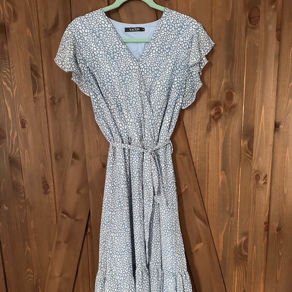 Chiffon dress - Picture 1 of 3